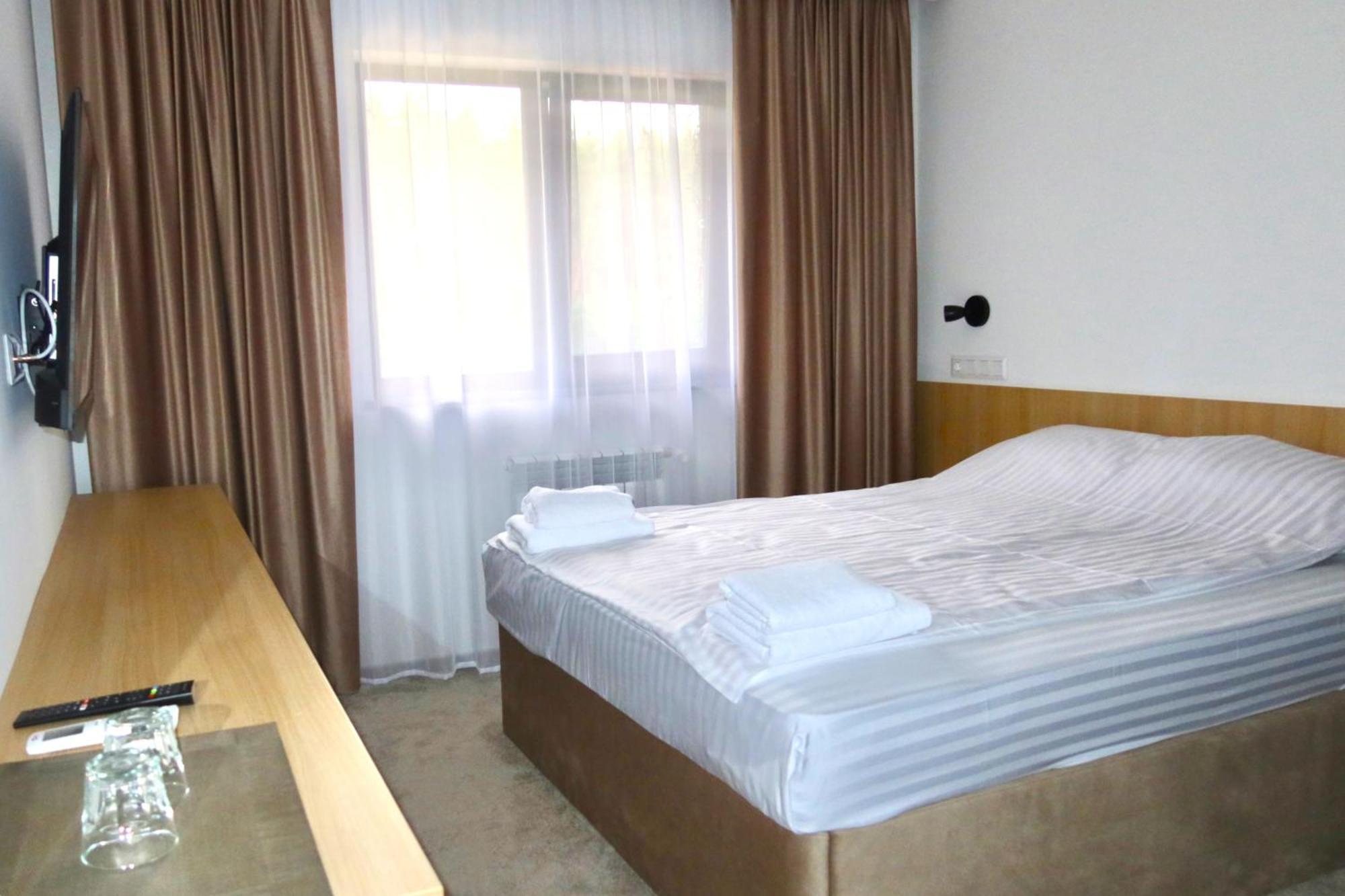 Carivka Hotel Exteriör bild