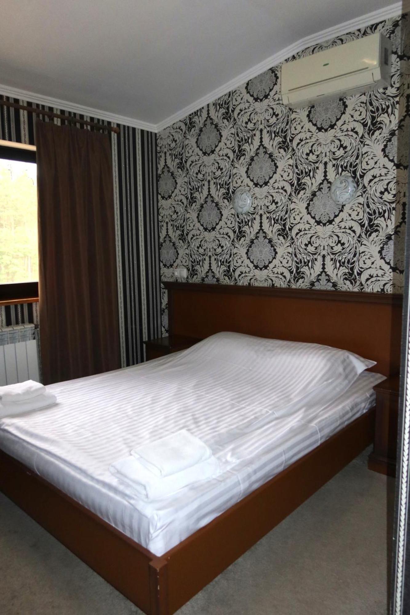Carivka Hotel Exteriör bild