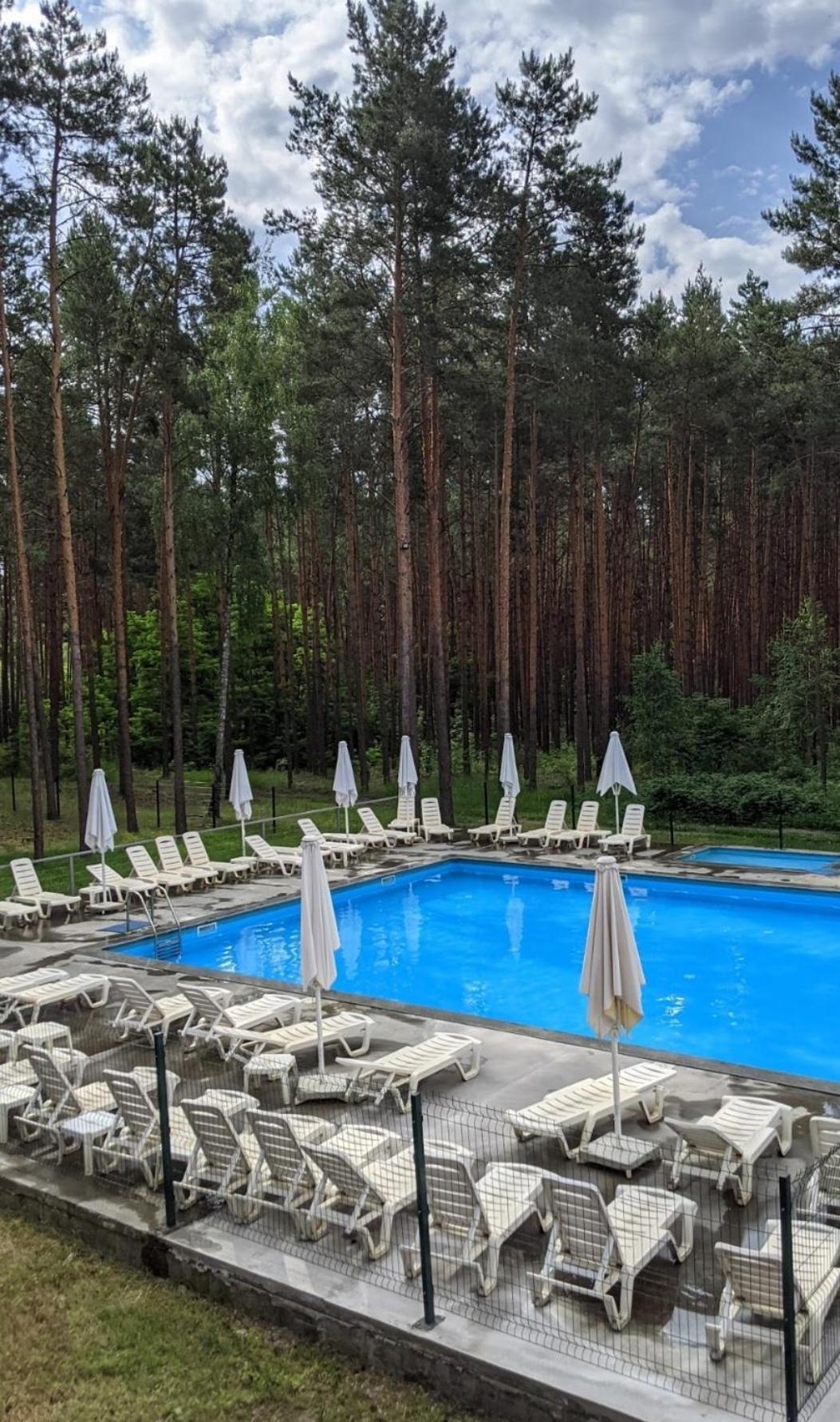 Carivka Hotel Exteriör bild