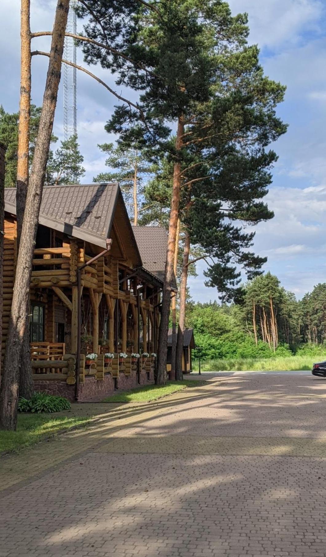 Carivka Hotel Exteriör bild