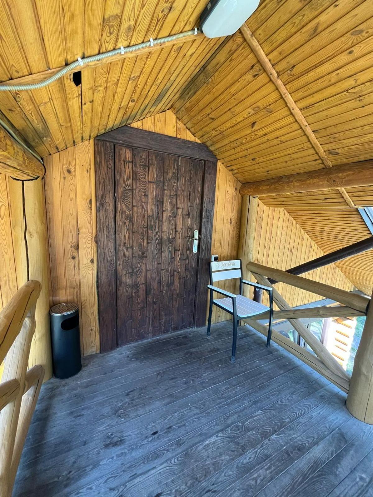 Carivka Hotel Exteriör bild
